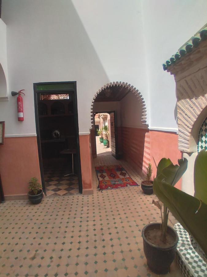 Riad 9 Derb El Bousnne Marrakesh Exterior photo