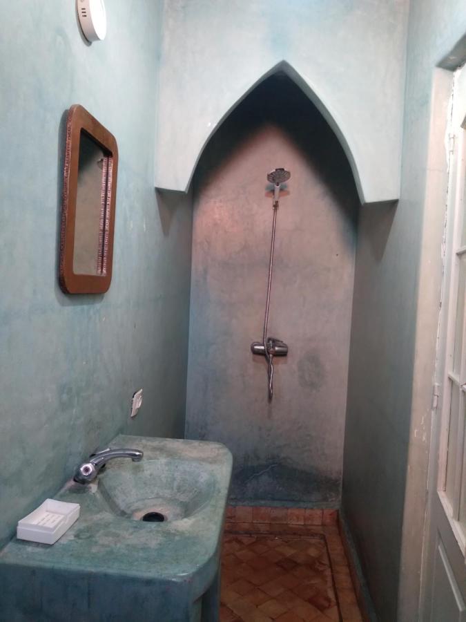 Riad 9 Derb El Bousnne Marrakesh Exterior photo